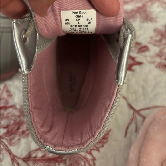 Sperry waterproof grey/silver boots, used 1 time , in perfect condition - Picture 2 of 5